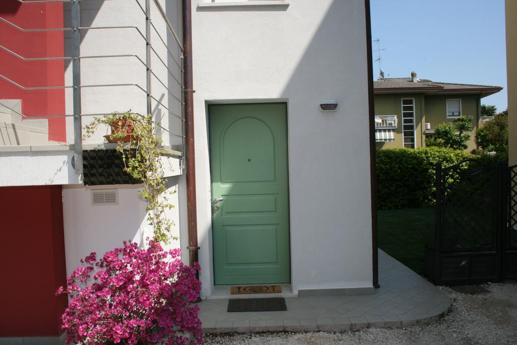Alma Apartment Sirmione Bagian luar foto