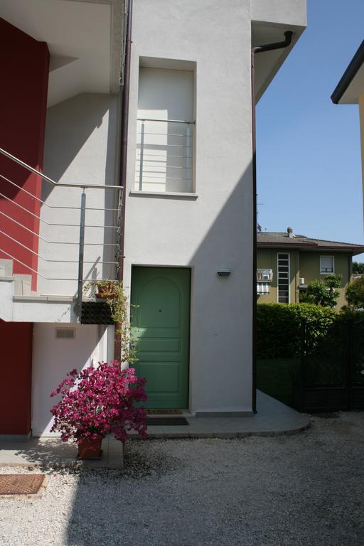 Alma Apartment Sirmione Bagian luar foto
