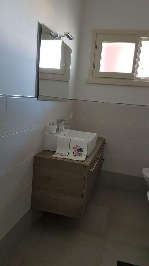 Alma Apartment Sirmione Bagian luar foto